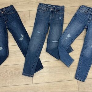 Old Navy Girls Stylish Blue Distressed Jeans. Size 7